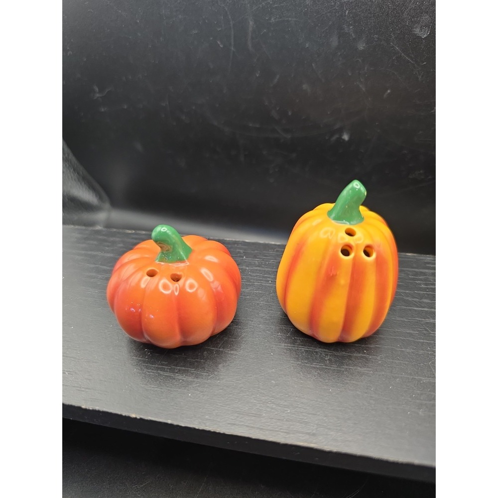 Ceramic Pumpkin Salt And Pepper Shakers